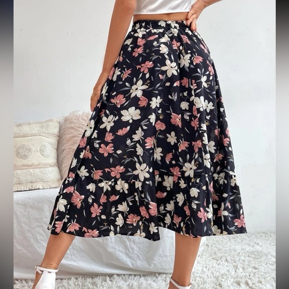 Floral Midi Skirt Ruffle Hem M - Picture 3 of 6